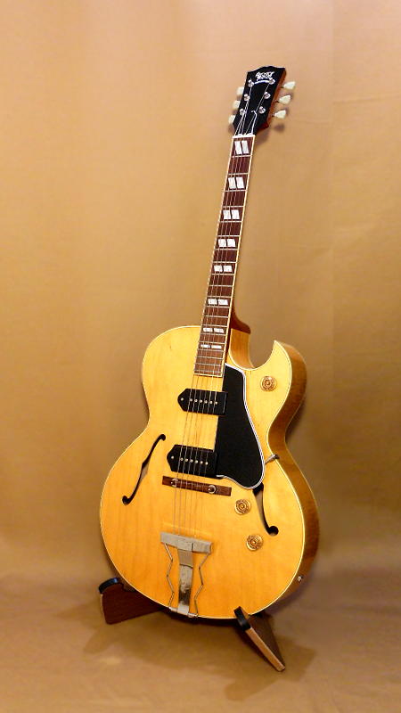 Archtop Tribute AT175 フルアコ オールラッカー塗装