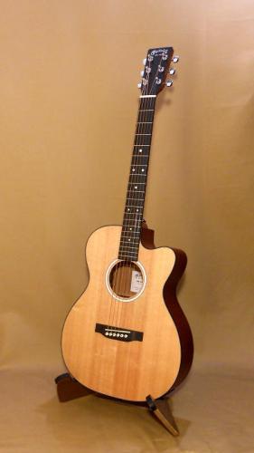 Martin 000CJR-10E