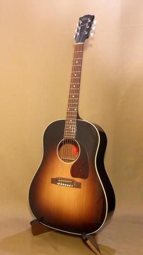Gibson J-45 New Vintage HG