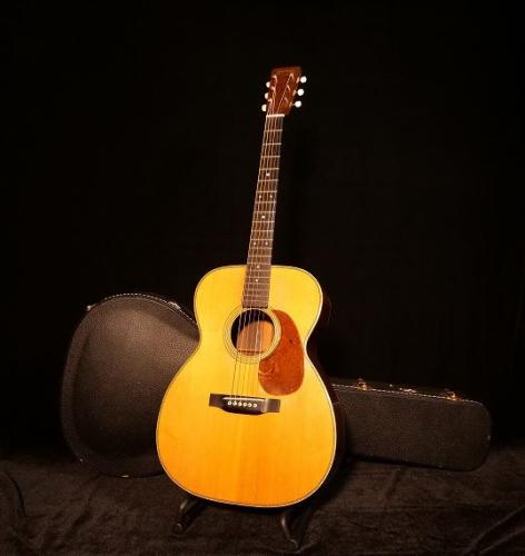 Martin 000-28【1945年製 第二次世界大戦 アディロンダック×ハカランダ これが本当のヴィンテージサウンド!】解説試奏動画ご覧下さい。