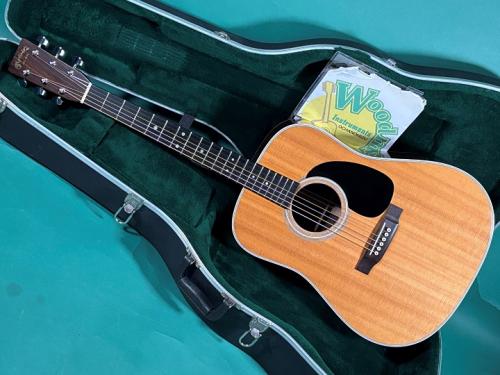 Martin D-28
