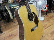 Martin D-28 STANDARD_4