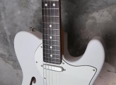 Fender MIJ Limited Telecaster® Thinline / Kusumi White_5
