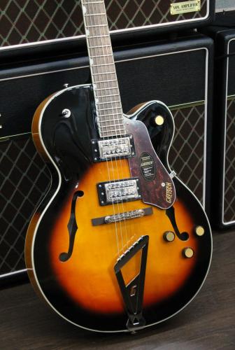 Gretsch G2420 Streamliner Hollow Body with Chromatic II Tailpiece / Aged Brooklyn Burst / 2.94kg