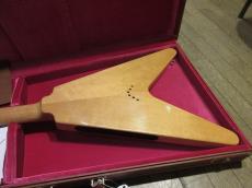 Gibson Custom Shop 1958 Korina Flying V Reissue_11