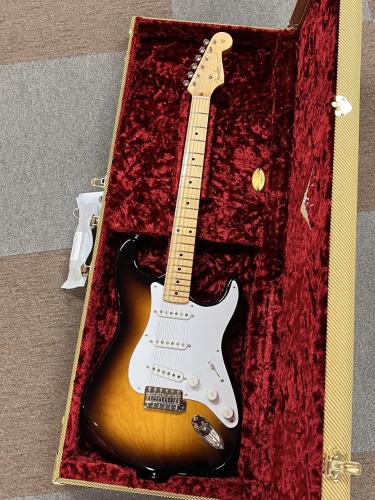 Fender Custom Shop Limited Edition 70th Anniversary 1954 Stratocaster NOS Wide-Fade 2-Color Sunburst