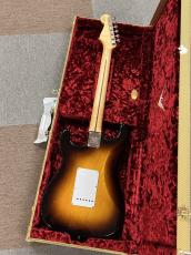 Fender Custom Shop Limited Edition 70th Anniversary 1954 Stratocaster NOS Wide-Fade 2-Color Sunburst_3