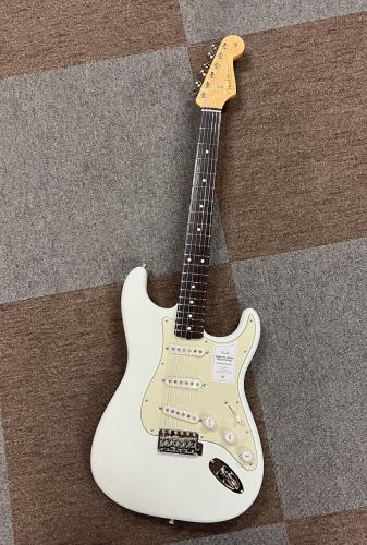 Fender Made in Japan Traditional 60s Stratocaster, Rosewood Fingerboard, Olympic White