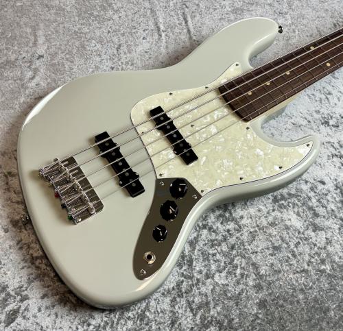 FREEDOM CUSTOM GUITAR RESEARCH C.S. Retro Series JB 5st. - Phantom White -