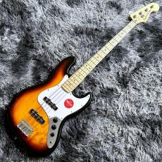 Squier Affinity Series Jazz Bass, Maple Fingerboard, White Pickguard, 3-Color Sunburst_2