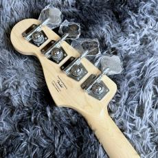 Squier Affinity Series Jazz Bass, Maple Fingerboard, White Pickguard, 3-Color Sunburst_6