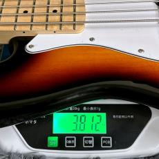 Squier Affinity Series Jazz Bass, Maple Fingerboard, White Pickguard, 3-Color Sunburst_10