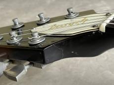 Gibson 1981 Flying V Gold Burst_11