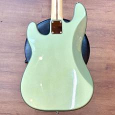 Fender Standard Precision Bass_4
