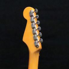 Fender American Vintage II 1961 Stratocaster, Rosewood Fingerboard, 3-Color Sunburst_7