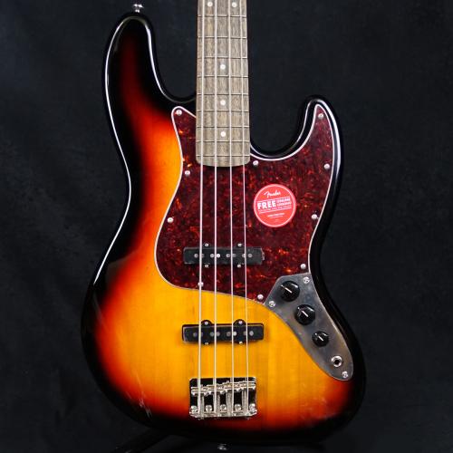 Squier Classic Vibe '60s Jazz Bass 3-Color Sunburst