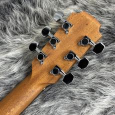 Sheeran by Lowden S-01_9