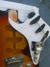 Fender Japan ST-XII 3TS_11