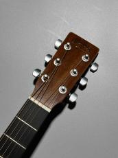 Martin 【ソファでゴロゴロしながら爪弾くのに丁度いいギター】000CJRE Street Master_4