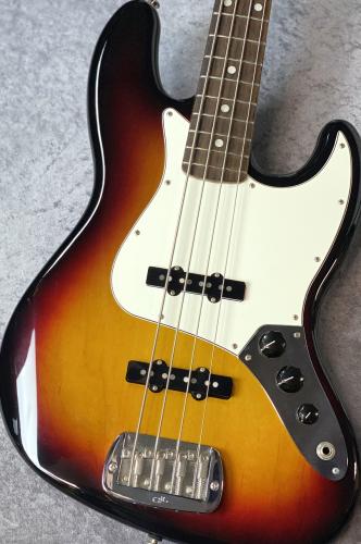 G&L USA JB - 3Tone Sunburst -【4.29kg】