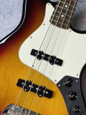 G&L USA JB - 3Tone Sunburst -【4.29kg】_5