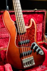 Jimmy Wallace J5 Bass / 2021