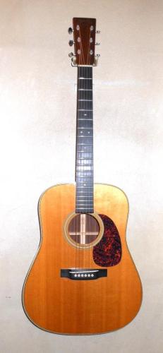 Martin HD-28V