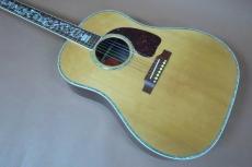 Gibson Custom Shop J-45 VINE / Abalone Vine Inlay ・Solid Spruce Top・Solid Madagascar Rosewood Side and Back・Grover Gold peg・Crown Inlay・Abalone Trim and Rosette・Madagascar Rosewood Fingerboard and Bridge【Wit_3
