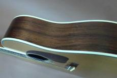 Gibson Custom Shop J-45 VINE / Abalone Vine Inlay ・Solid Spruce Top・Solid Madagascar Rosewood Side and Back・Grover Gold peg・Crown Inlay・Abalone Trim and Rosette・Madagascar Rosewood Fingerboard and Bridge【Wit_5