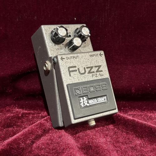BOSS FZ-1W