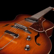 Godin 5th Avenue Kingpin P90 Cognac Burst《フルアコ》【ローン金利0%】【オンラインストア限定】_5