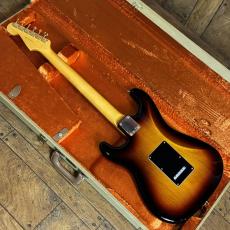 Fender Stevie Ray Vaughan Stratocaster 3 Color Sunburst w/Tortoise Pickguard_8