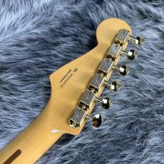 Fender Limited Edition Vintera III Late 50s Stratocaster White Blonde【訳あり特価品!!】_10
