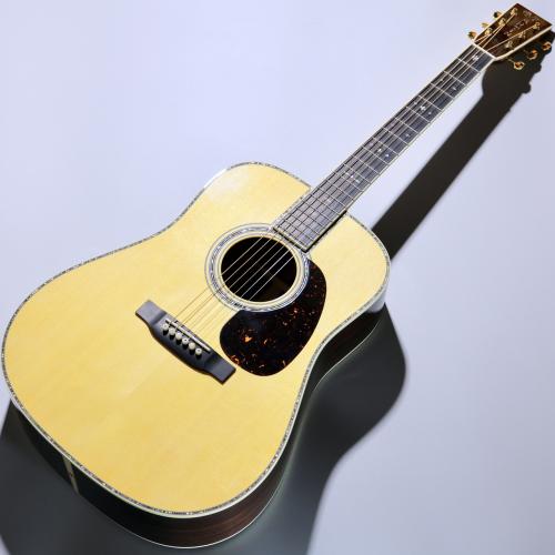 Martin 【特典あり!】D-42 Standard #3040942【豪華絢爛王道モデル!】【48回無金利分割】【クロサワ本店】