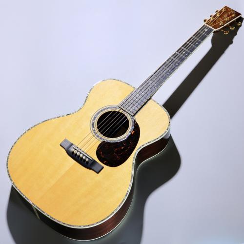 Martin 【特典あり!】000-42 Standard #2978694【000サイズ最上位モデル!】【48回無金利分割】【クロサワ本店】
