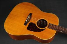 Gibson J-50_11