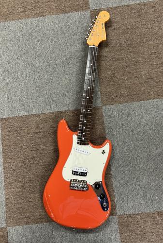 Fender Made in Japan Limited Cyclone, Rosewood Fingerboard, Fiesta Red