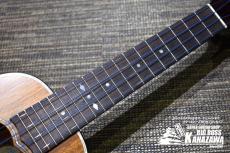 ZEMAITIS ZUM-5C【ゼマイティスのウクレレ!】_2