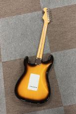 Fender Made in Japan Traditional 50s Stratocaster, Maple Fingerboard, 2-Color Sunburst_3