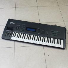 YAMAHA SY77 Junk