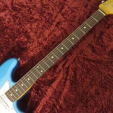 Fender Vintera II 60s Bass VI Lake Placid Blue_3