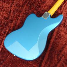 Fender Vintera II 60s Bass VI Lake Placid Blue_5