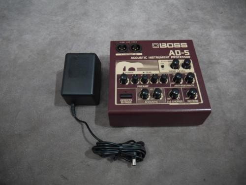 BOSS AD-5  Acoustic Instrument Processor