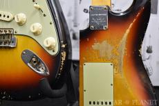 Fender Custom Shop ~Winter NAMM Show LIMITED EDITION #142~ 1962 Stratocaster Heavy Relic -Aged 3 Color Sunburst-_9