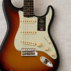 Fender AM VINTAGE II 1961 STRATOCASTER 3-Color Sunburst / 3CS 【ギグバッグプレゼント】