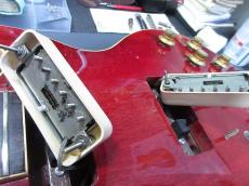 Gibson 1973 Les Paul Deluxe Cherry Red_10