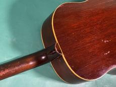 Gibson J-45_9