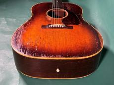 Gibson J-45_11
