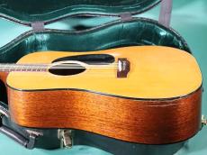 Martin D-18_4