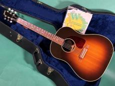 Gibson  J-45 STANDARD VS